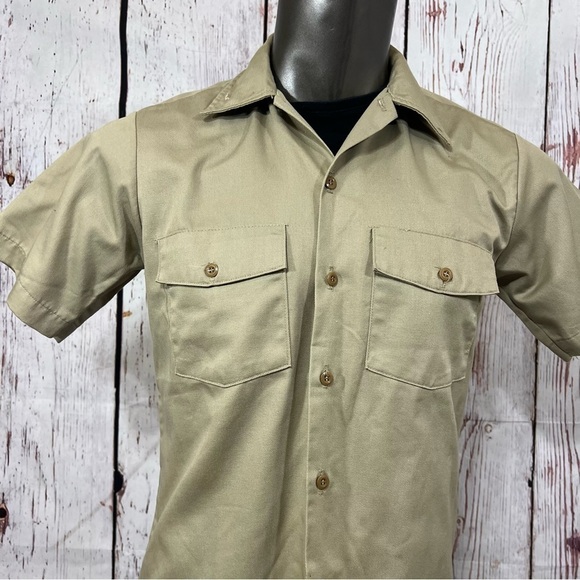 DICKIES MEN’s khaki work wear Button Down Shirt Short Sleeve Medium euc Vintage - Picture 6 of 11